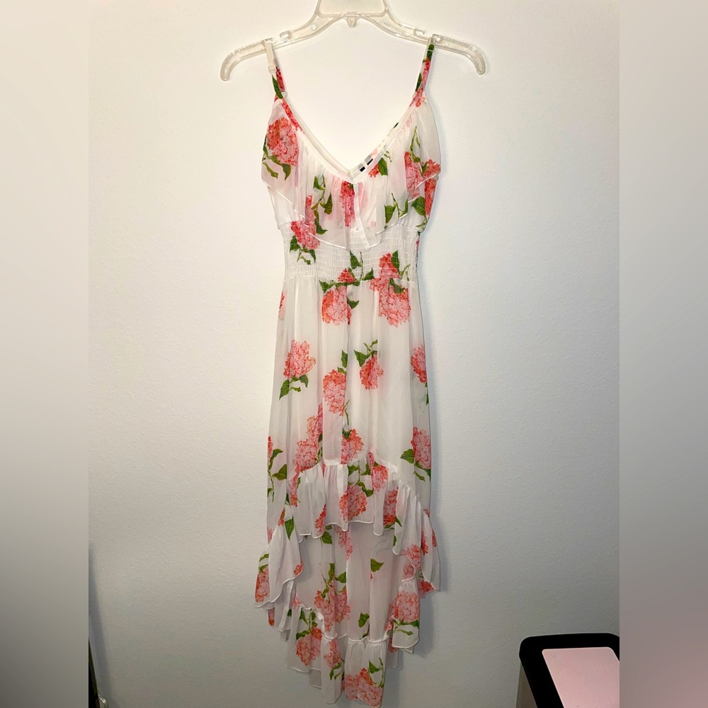 High low spaghetti strap floral pattern flowy dress